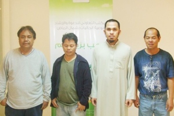 اختتام دورة الجالية الفلبينية “كن داعيا إلى الله”
