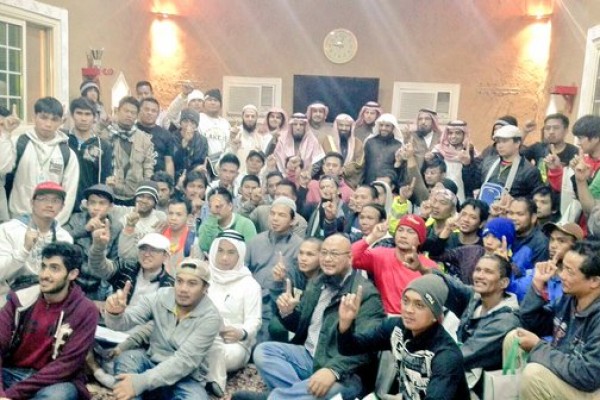 إسلام 814 رجلا بملتقيات #بشائر_الخير الأسبوعية خلال عام ونصف