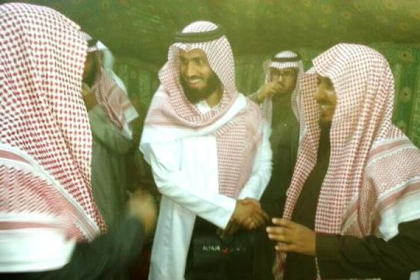 الكابتن سعد الحارثي يلقن 30 فلبينيا الشهادتين في ملتقى “حُجة وهداية”
