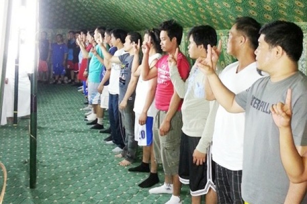 ملتقى “حجة وهداية” السابع للجالية الفلبينية ينهي فعالياته بإسلام 21 شخصا